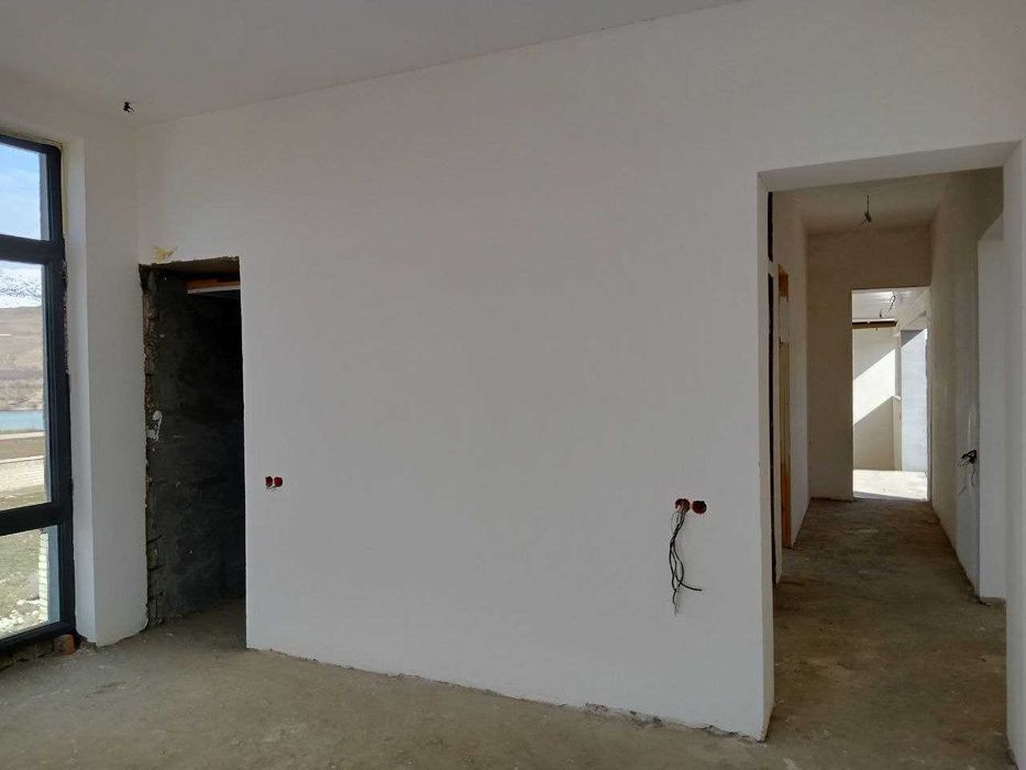 Yu   Новый 2 этажный евродом на 6 сотках, в Бостанлыкском районе