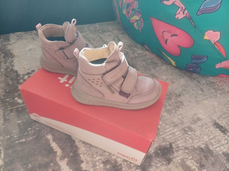Деткки боти  Superfit