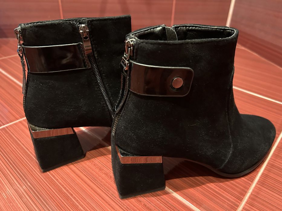 Боти ежедневно елегантни