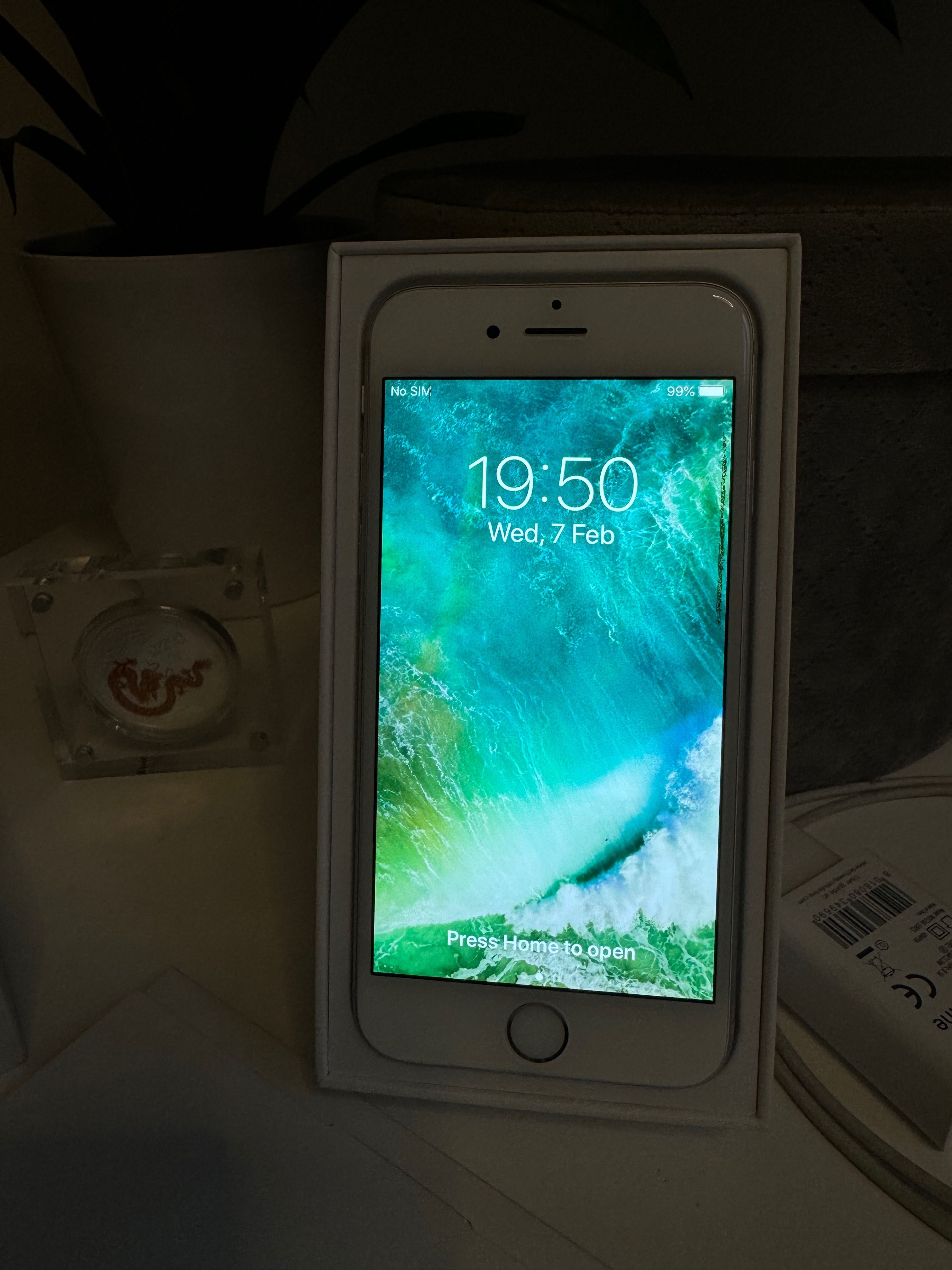 IPhone 6, Silver, 64 GB гр. София 7-ми 11-ти километър • OLX.bg