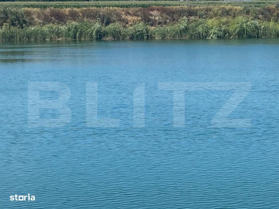 Teren intravilan, 4,76 ha, zona Pitaru