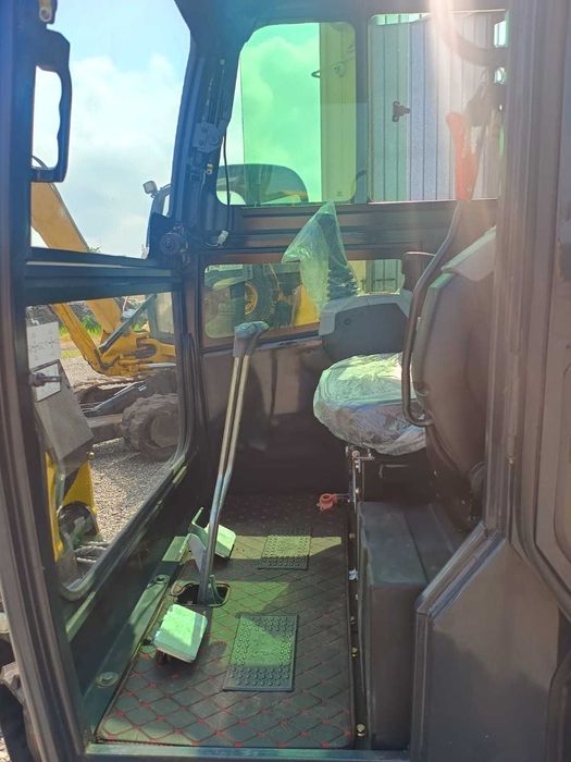 Miniexcavator  nou nout marca Machpro, model MP 46