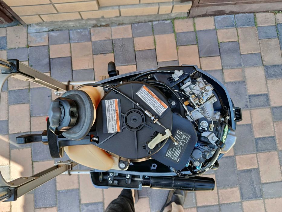Лодочный мотор Yamaha 5 л.с.