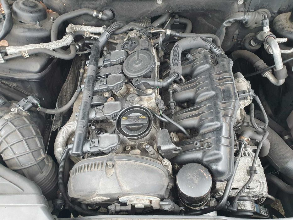 Dezmembrez Audi A5 8T 1.8 T FSI 2009