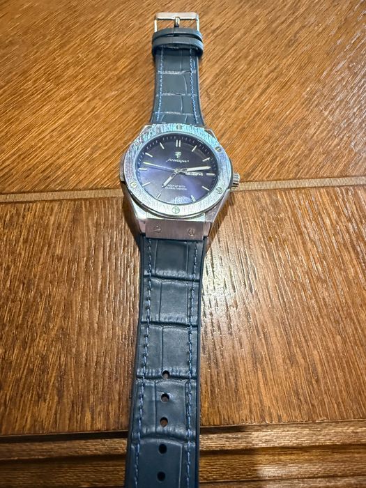 Часовник Poedagar