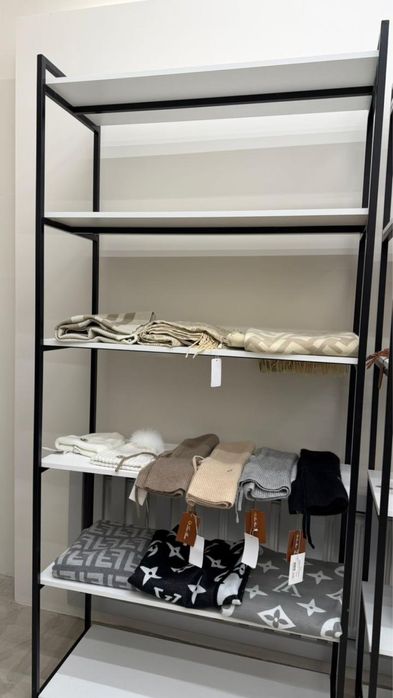 Продается стеллажи