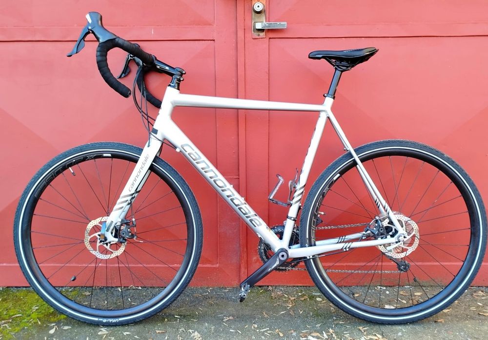 Gravel Cannondale XL 2x11 vit. cube