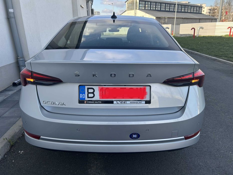 SKODA Octavia 2022 — imagine 4