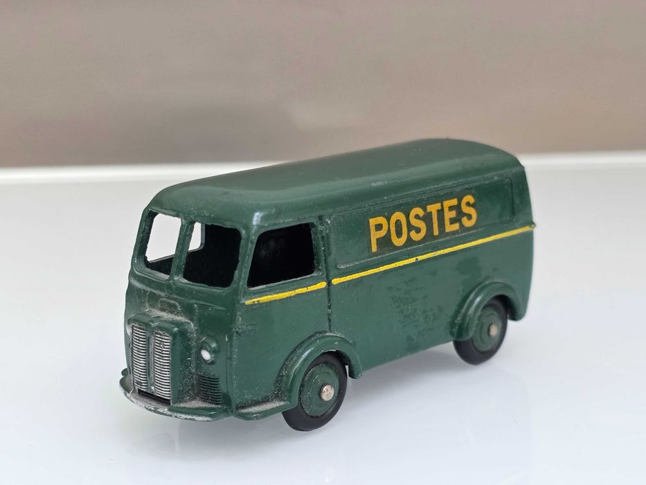 Macheta Auto 1/43 Dinky Toys Meccano France Peugeot D3A 25BV Postes