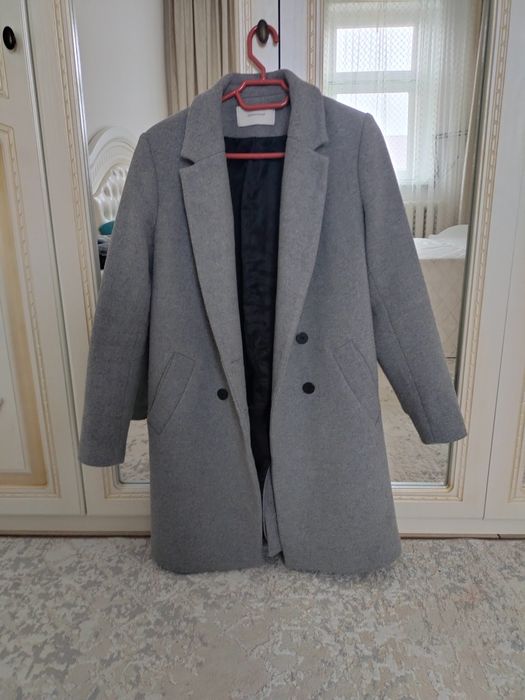 Продам Пальто 10000 т (48 р)