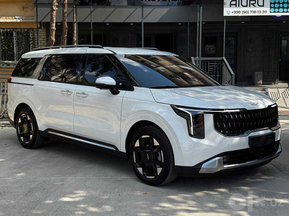 Новый Kia Carnival Hybrid Full 9 мест в наличии в Ташкенте