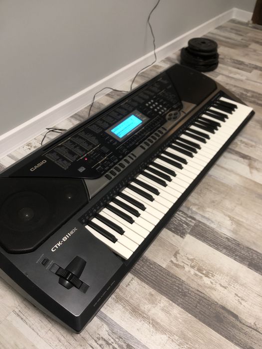 Синтезатор Casio CTK-811EX