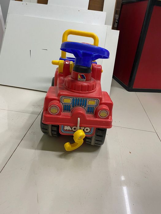 Толокар машинка с буксиром