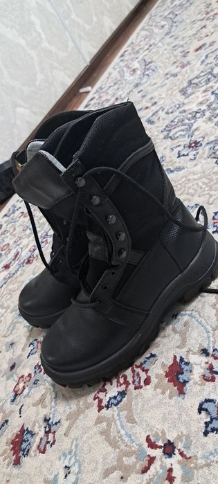 Продам новые черные