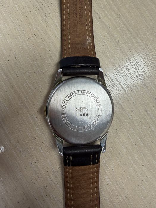 Ceas elvetian Onsetta an 1950