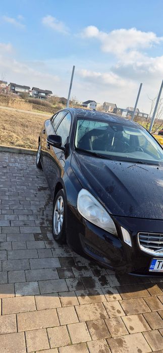 Volvo S60 II Kinetic DrivE