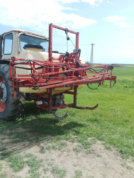 Навесна пръскачка