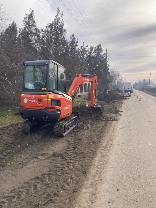 Miniexcavator servicii excavari sapaturi santuri fundatii beciuri fose piscine apa gaz canalizare