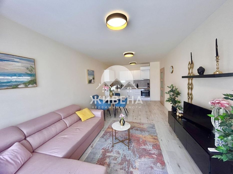 Дава се под наем Двустаен апартамент в Варна, Аспарухово - 70 кв.м за 650 € - Снимка #1