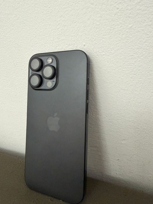 Iphone 16 pro max 256гб акб 93%