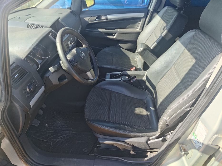 Opel zafira b на части 1.6 бензин метан 93-4 коня