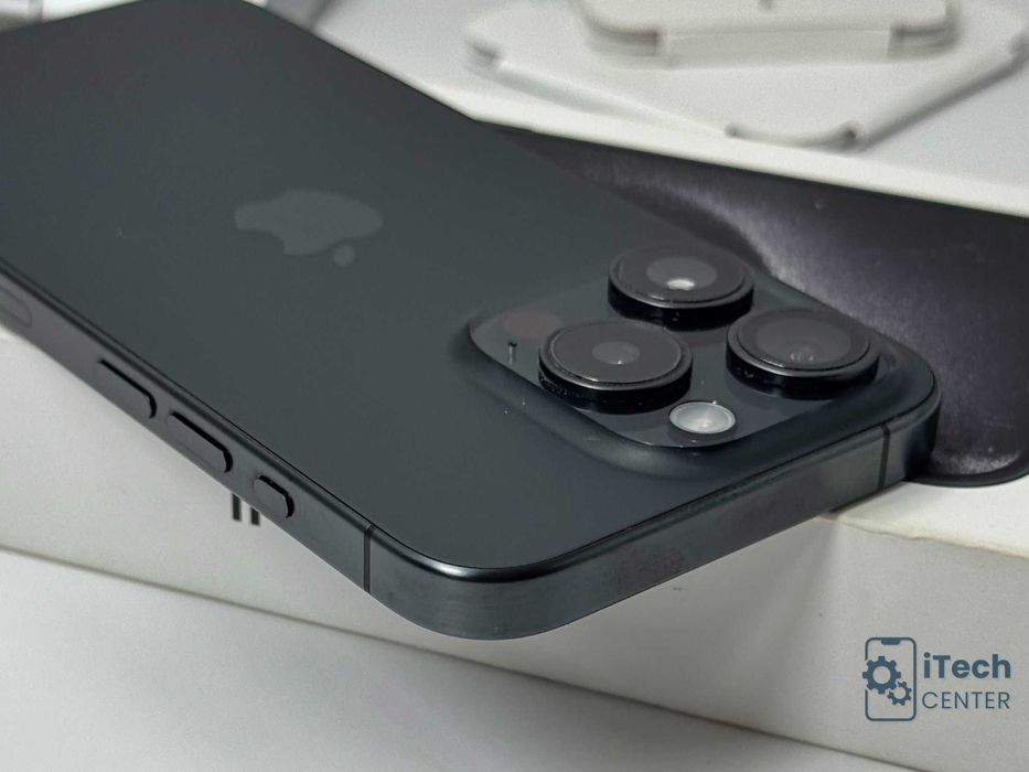 iPhone 15 Pro, 256GB, Black Titanium, НЕРАЗЛИЧИМ ОТ НОВ, 1г. ГАРАНЦИЯ!