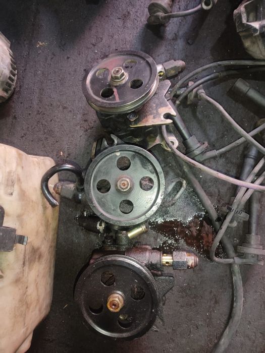 Продаю генератор стартер трамблер гур насос