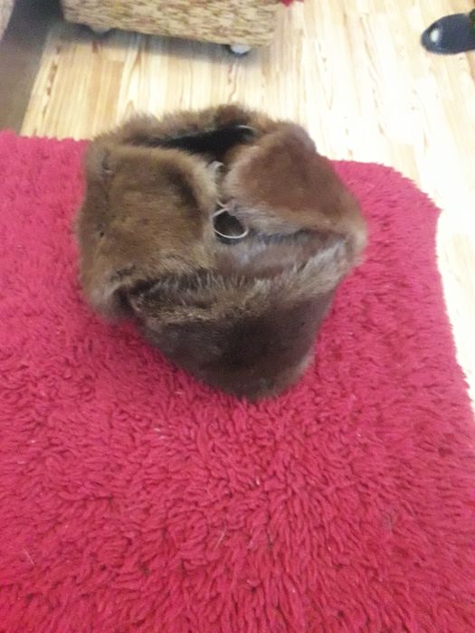 Мъжка шапка -естествена кожа