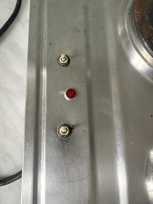 Ghivetă are două ochi merge la curent