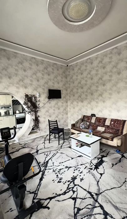 Продаётся 2 дома в одном дворе Улугбек стоянка Бухоро