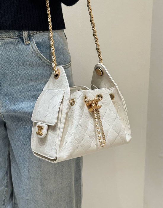 Geanta Chanel Hobo Mini
