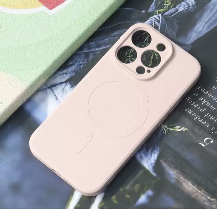 Iphone 14/15 PRO MAX PLUS Husa Magsafe Silicon cu Interior de Catifea