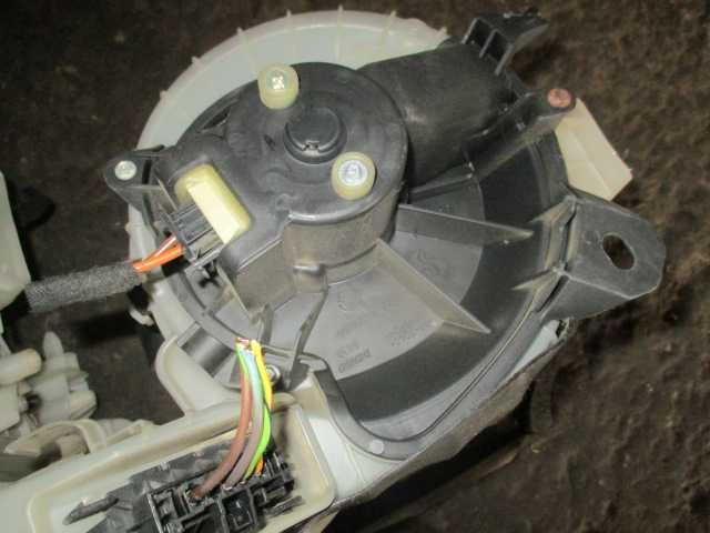 Ventilator caldura bord habitaclu FIAT PUNTO EVO an 2011 probat