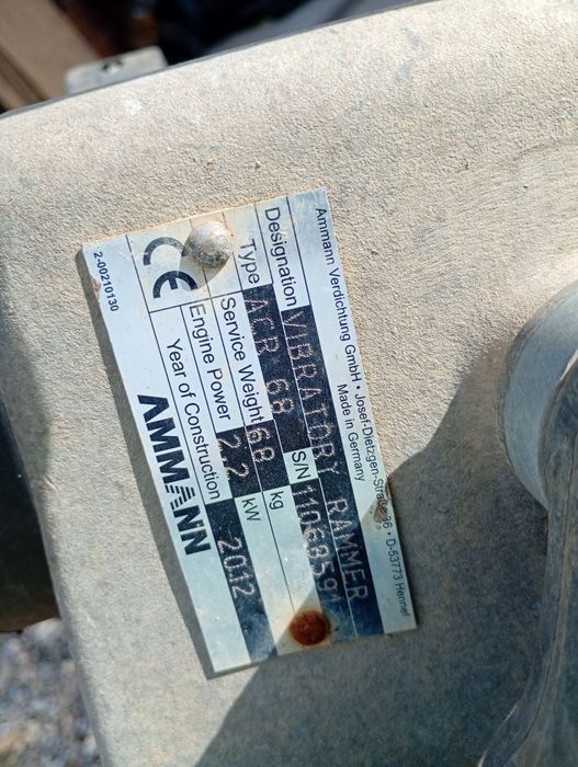 De inchiriat ,închiriez ,inchiriere mai compactor  ,placa pavaj 90 kg