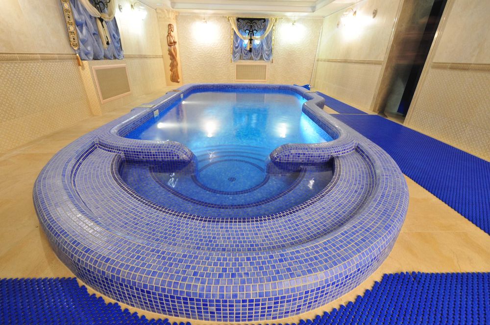 Строительство мини-бассейна