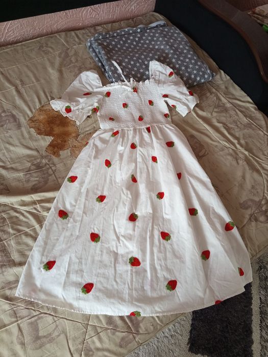 Продам платье, сарафан