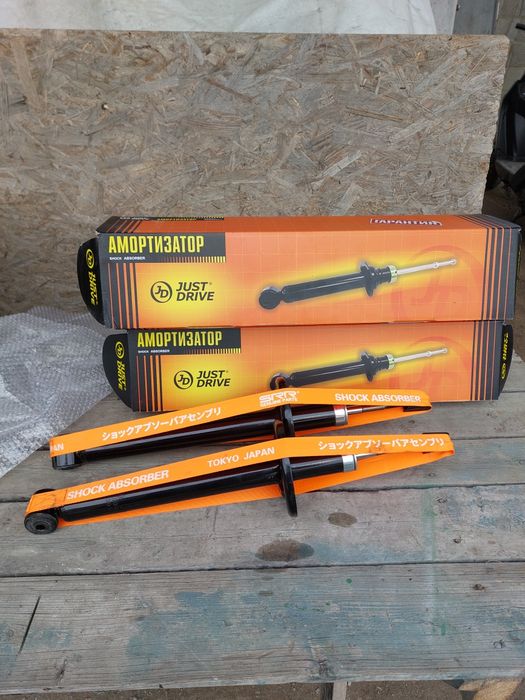 Продам новые Амортизаторы.