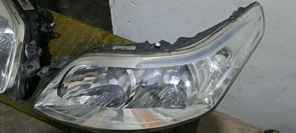 Фарове за Citroen C4