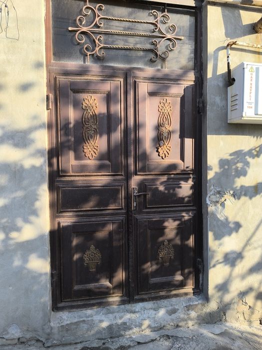 Темир эшик сотилади келиштириб бериб юбораман