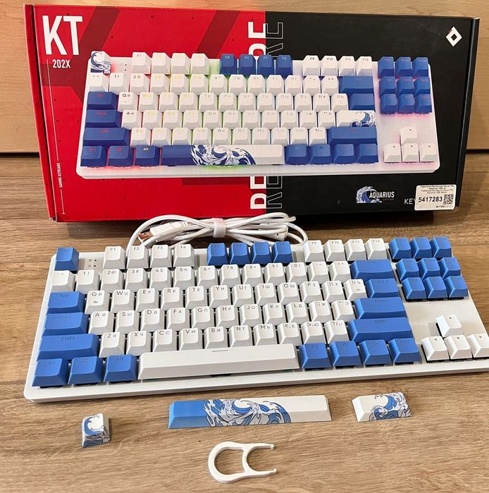 Продаю клавиатуру Red square keyrox tkl