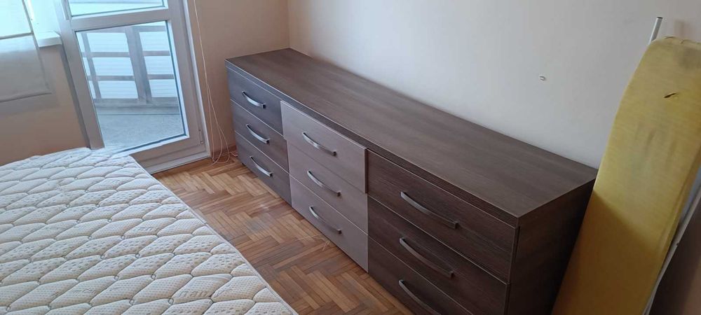Под наем Тристаен апартамент в Стария град!
