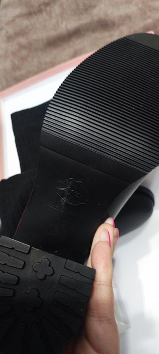 Продам ботинки чулки 39 размер