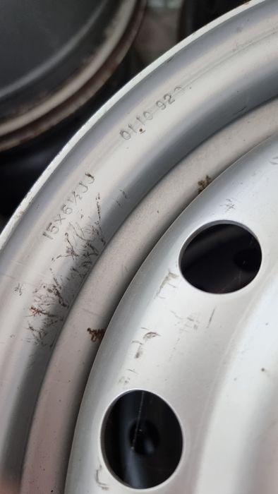 MAZDA 15  Цола  4броя Оригинални  Замъка Ямбол