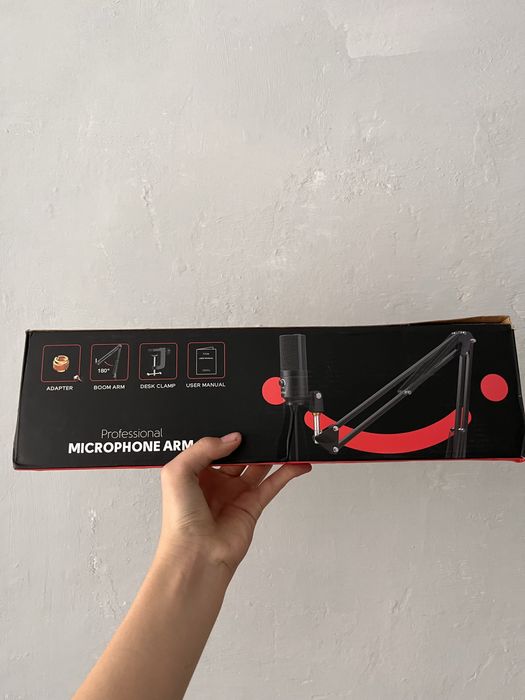 Стойка,пантограф для микрофона Fifine Cs1