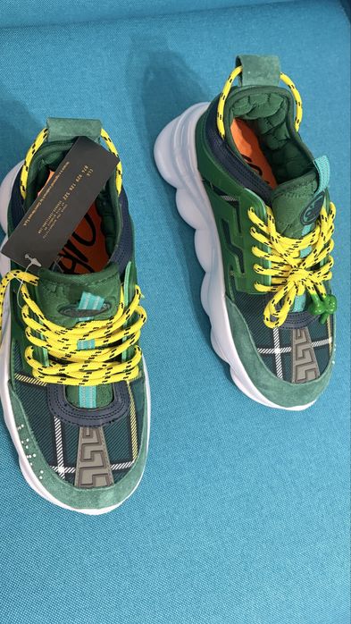 Versace Chain Reaction