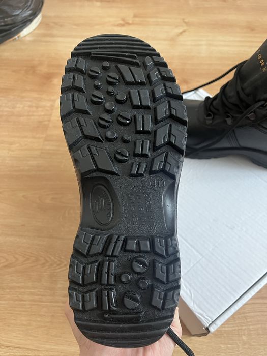 Продам рабочий обувь