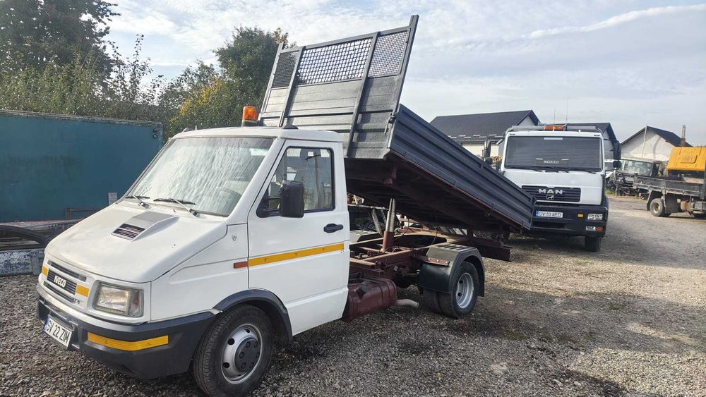 Iveco Daily Basculabil 3 parti