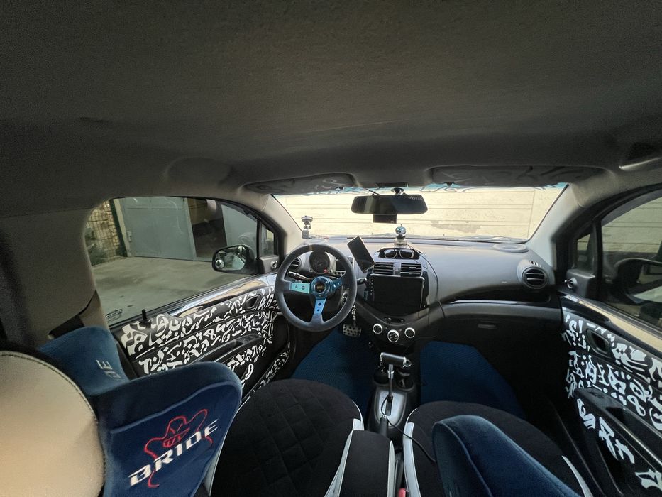 Продам спарк 2012