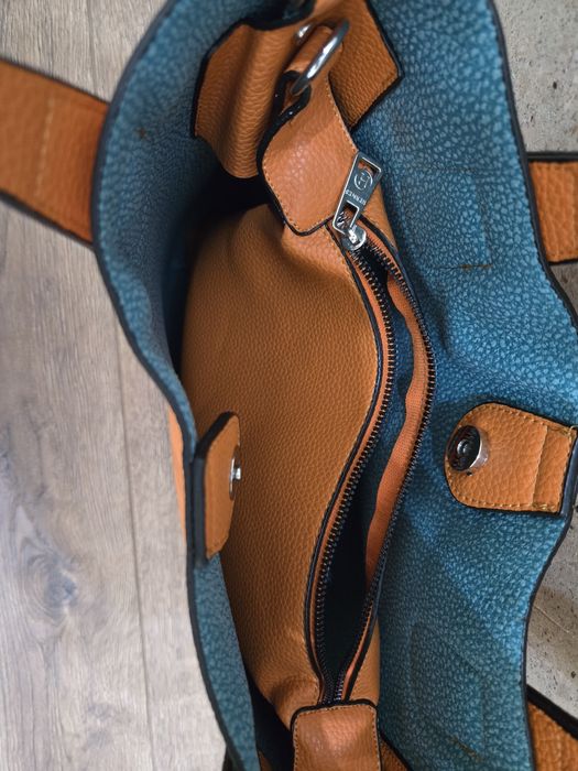 Дамска чанта кожена