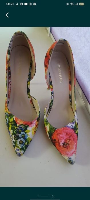 Продам женские туфли